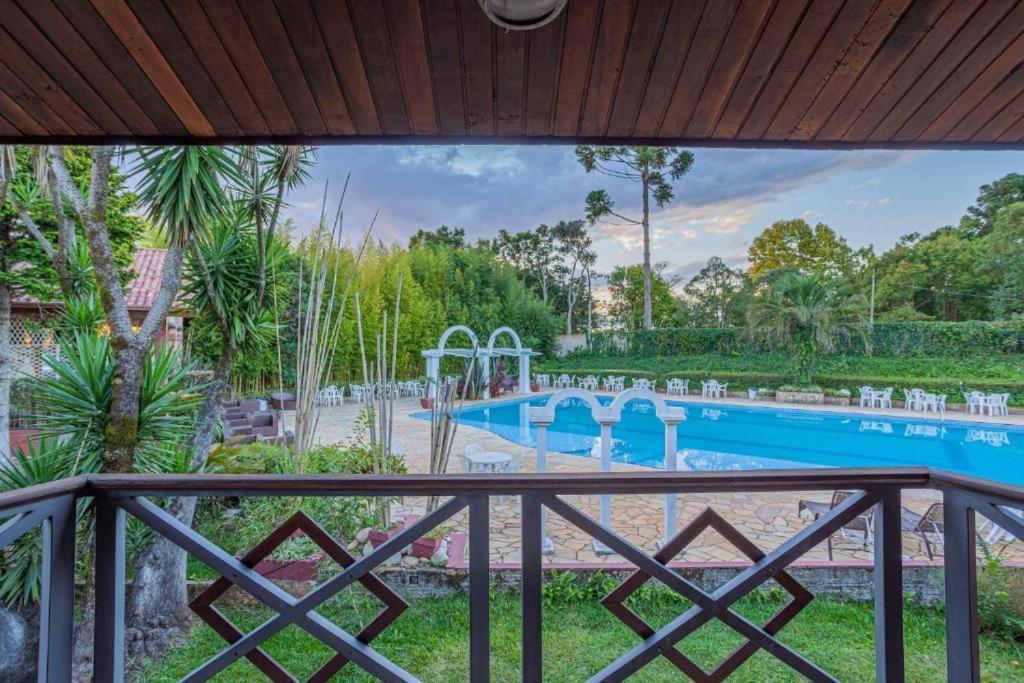 Triple Room with Pool View,1504577890:JPEG